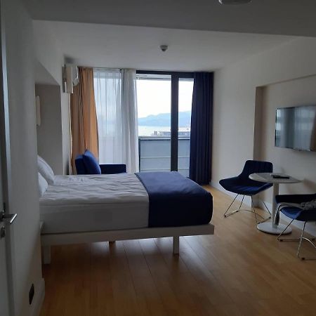 Orbi City Apartment 46Th Floor - Amazing View バトゥーミ エクステリア 写真